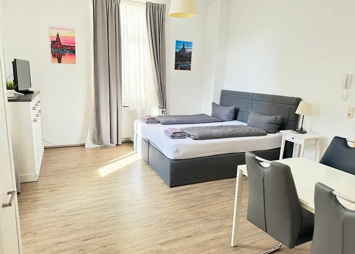 Dresdener Berge دريسدن